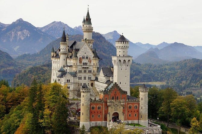 Skip-the-Line Neuschwanstein Castle Tour from Munich