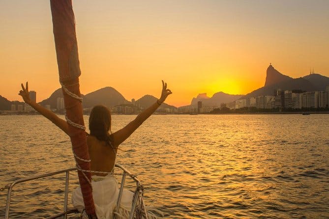 Sunset Sailing Tour in Rio de Janeiro