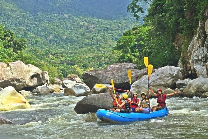 Incredible Rafting in Rio Cangrejal