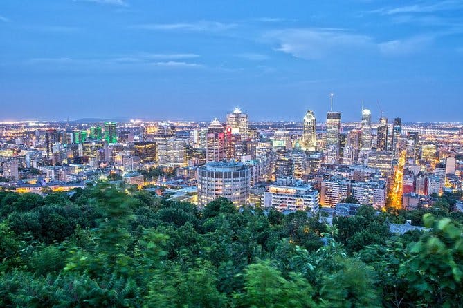 Night on Montreal Small Group Tour with La Grand Roue Ride