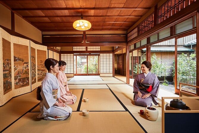 Kimono Tea Ceremony at Kyoto Maikoya, NISHIKI