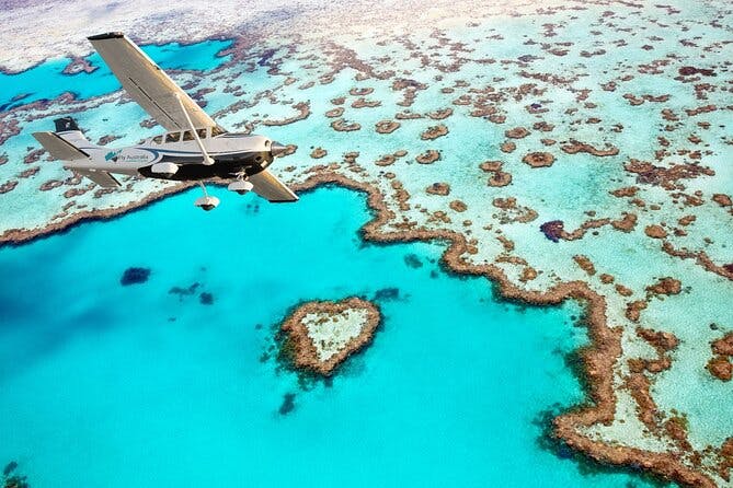 1-Hour Whitsunday Islands and Heart Reef Scenic Flight