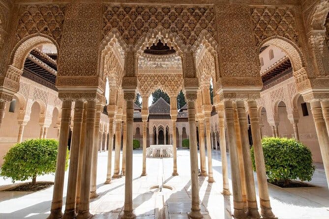 From Seville: Alhambra Palace and Albaicin Skip the Line Tour