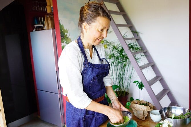 Private Market Tour and Cooking Class in Annecy with a Local