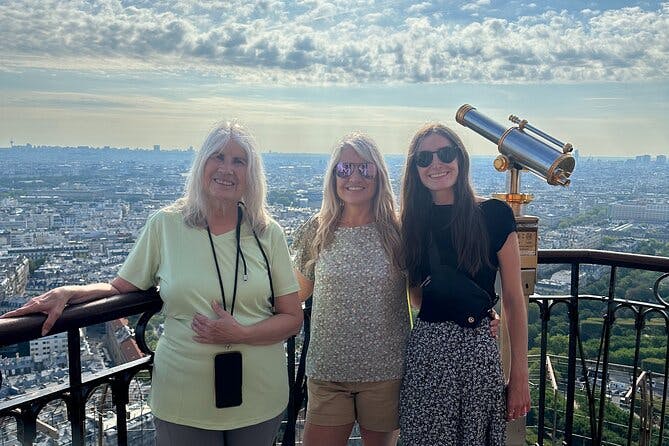 Eiffel Tower Guided Tour by Elevator with Summit option