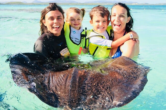 Stingray City Experience Antigua - ROUND TRIP INCLUDED