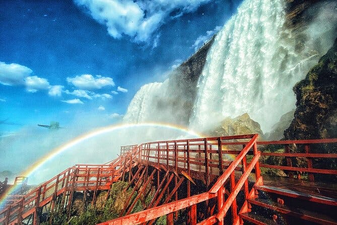 Niagara Falls Maid of the Mist & Cave of the Winds Tour