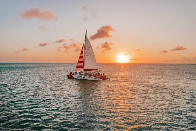 Aruba Sunset Sail with Appetizers and Open Bar