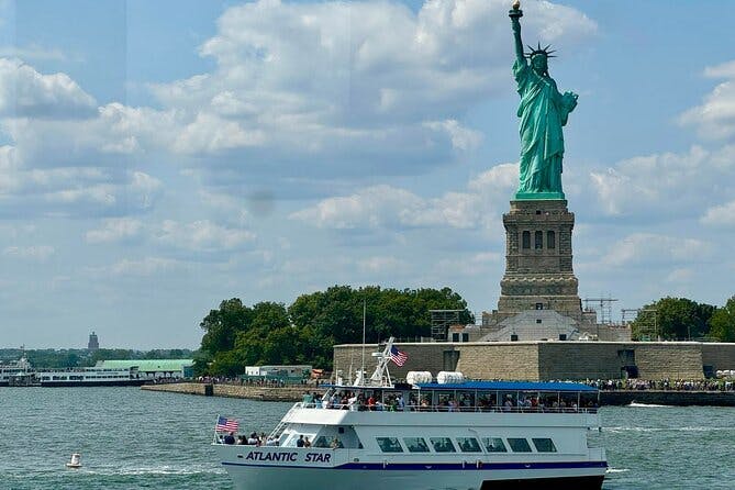 New York City 90-Minute Cruise: Lady Liberty, Bridges and Skyline