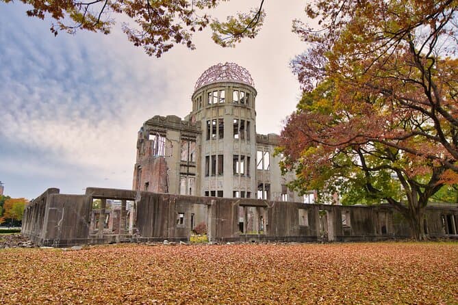 Hiroshima and Miyajima 1 Day Bus Tour